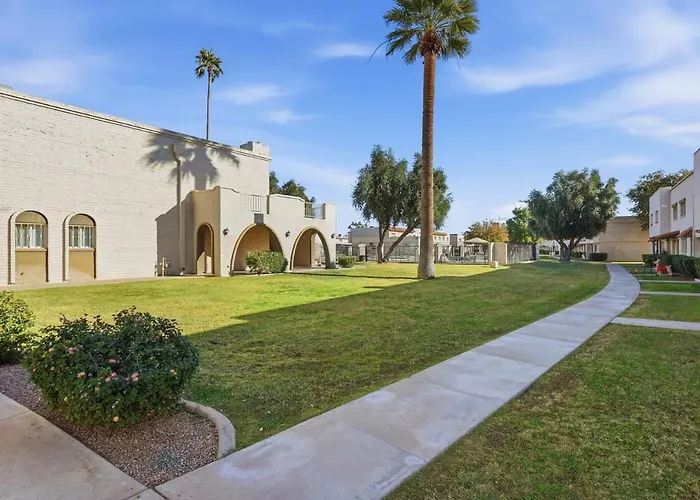 Luxury Near Mayo Clinic, Old Town & Honor Health Apartment *